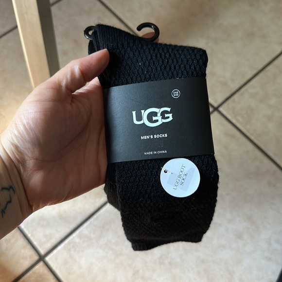UGG MEN’s Crew Boot Socks One Size Black - Picture 2 of 5